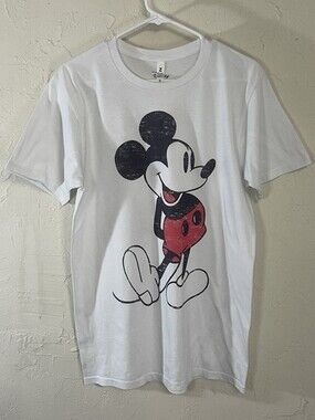 Mickey T-shirt Size Medium